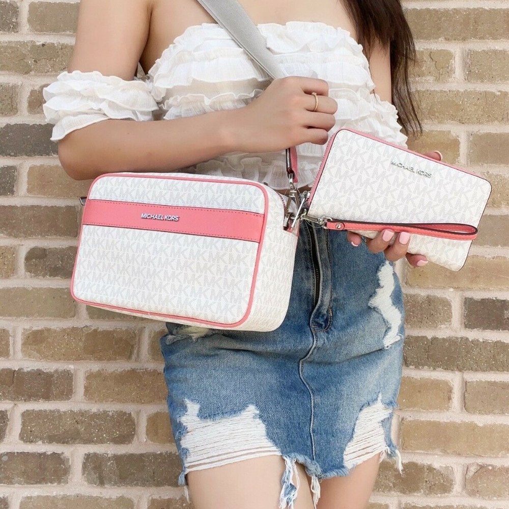 Michael Kors Large Pocket Crossbody Bag +Wallet - Picture 6 of 7